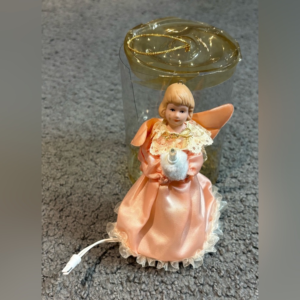 Vintage CVS Angel Pig Tail Light Tree Top Blonde Pink 5.5”